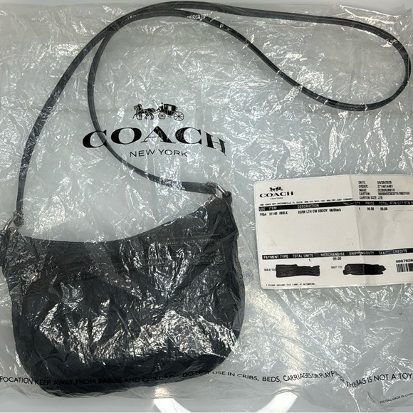 NWOT Coach black signature pleated fabric swing pack bag - Picture 6 of 13